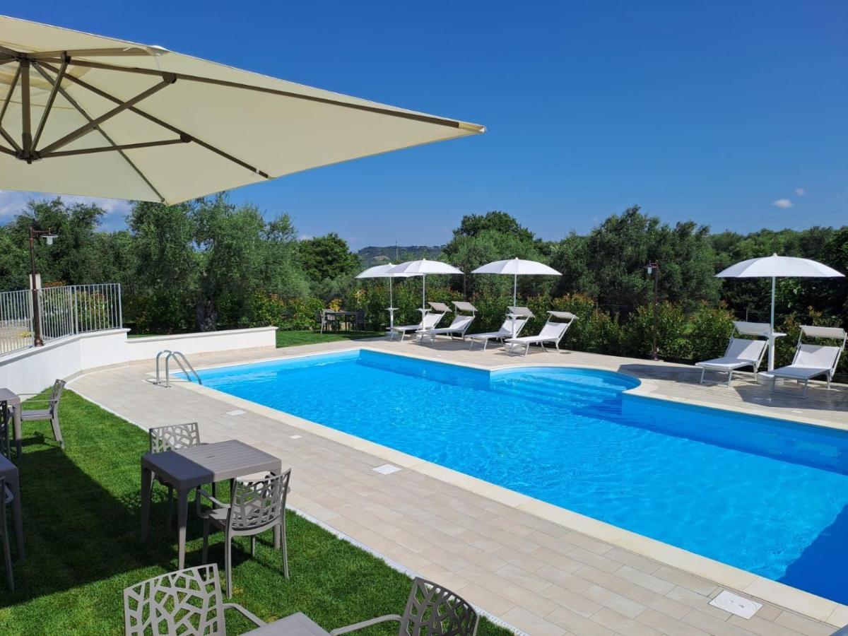 Agriturismo Il Casolare Di Nonno Mario Manoppello Екстериор снимка