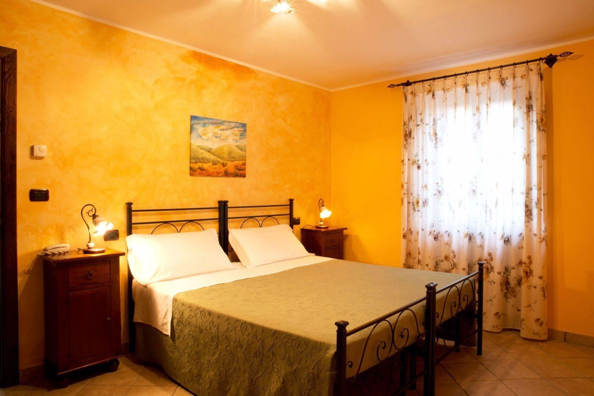 Agriturismo Il Casolare Di Nonno Mario Manoppello Екстериор снимка