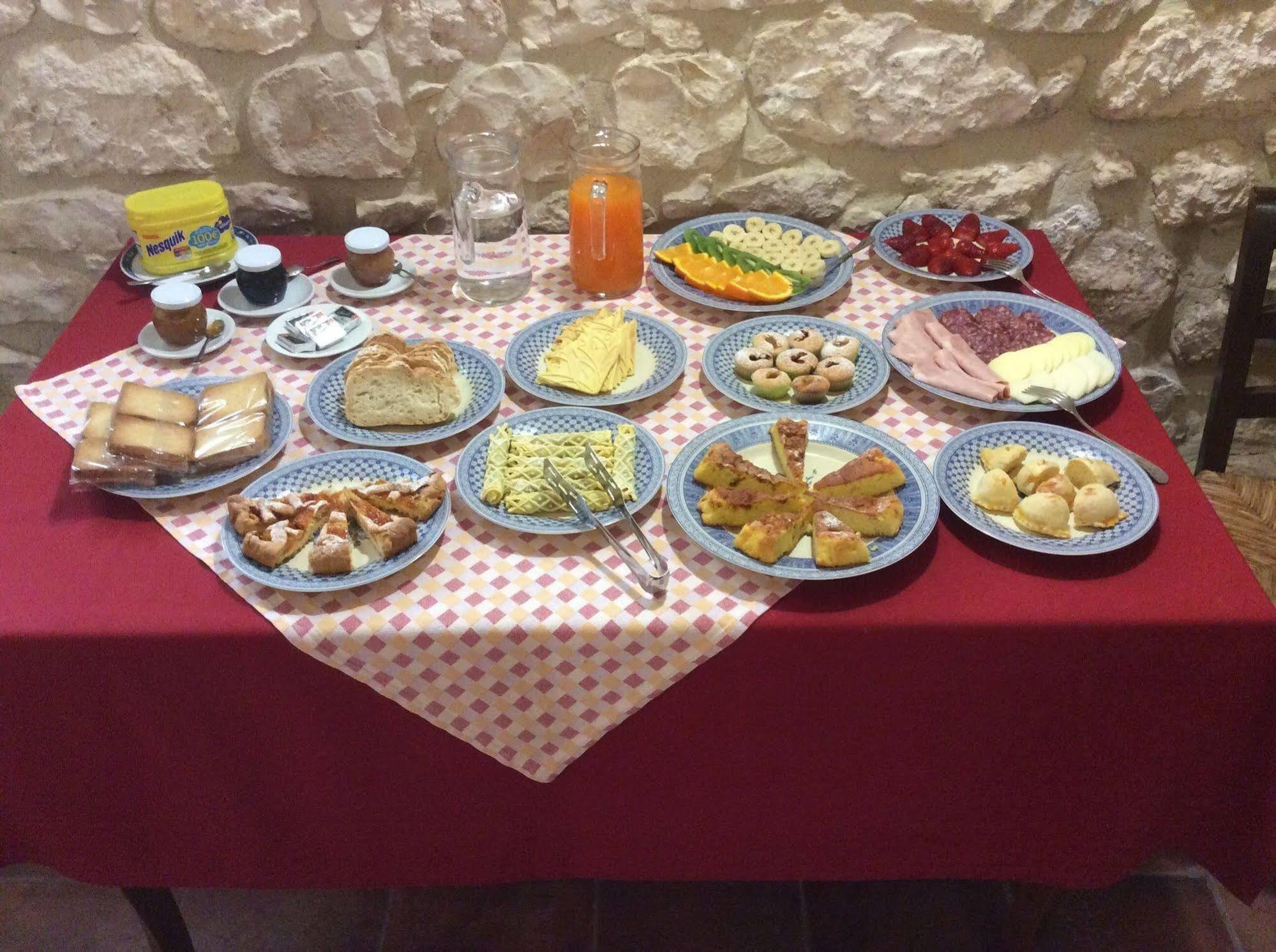 Agriturismo Il Casolare Di Nonno Mario Manoppello Екстериор снимка